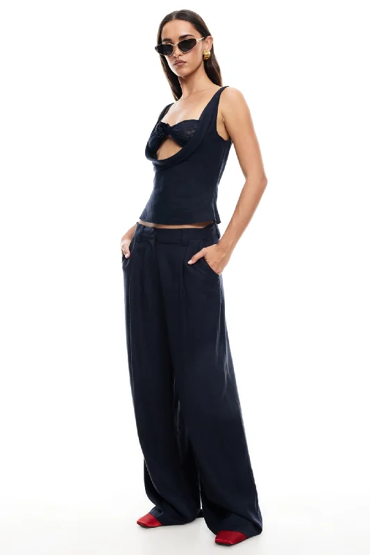 Flowy wide pants for artistic bohemian vibes -LIONESS La Quinta Pant Navy