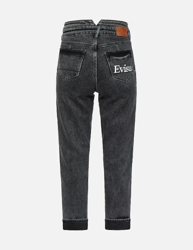 Straight Jeans for Classic Style -Logo Embroidery Taper Jeans