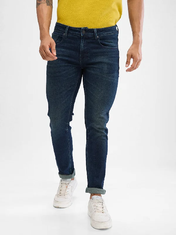 Hunting Jeans for Woods -Spykar Dark Blue Slim Fit Jeans For Men