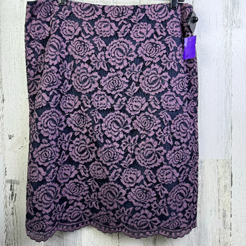 Stretchy skirts for all-body inclusivity -Purple Skirt Mini & Short Ann Taylor, Size 12