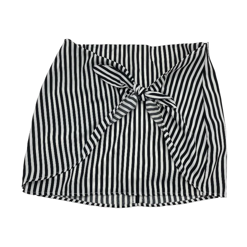 Classic skirts with subtle texture weave -Striped Pattern Skirt Mini & Short Living Doll, Size L